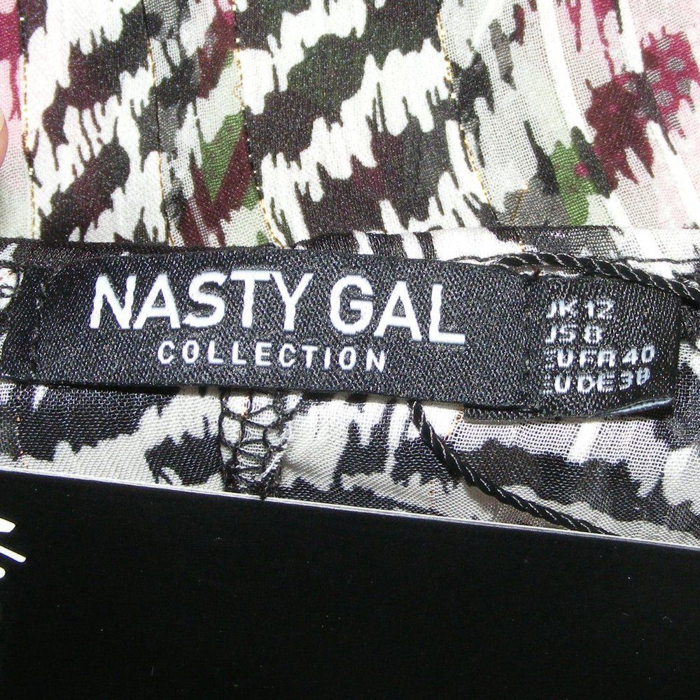 new NASTY GAL Top, 8, Zebra print, Long Sleeves, Tie front - Picture 10 of 12